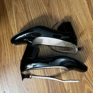 Ruby & Bloom size 3.5 M